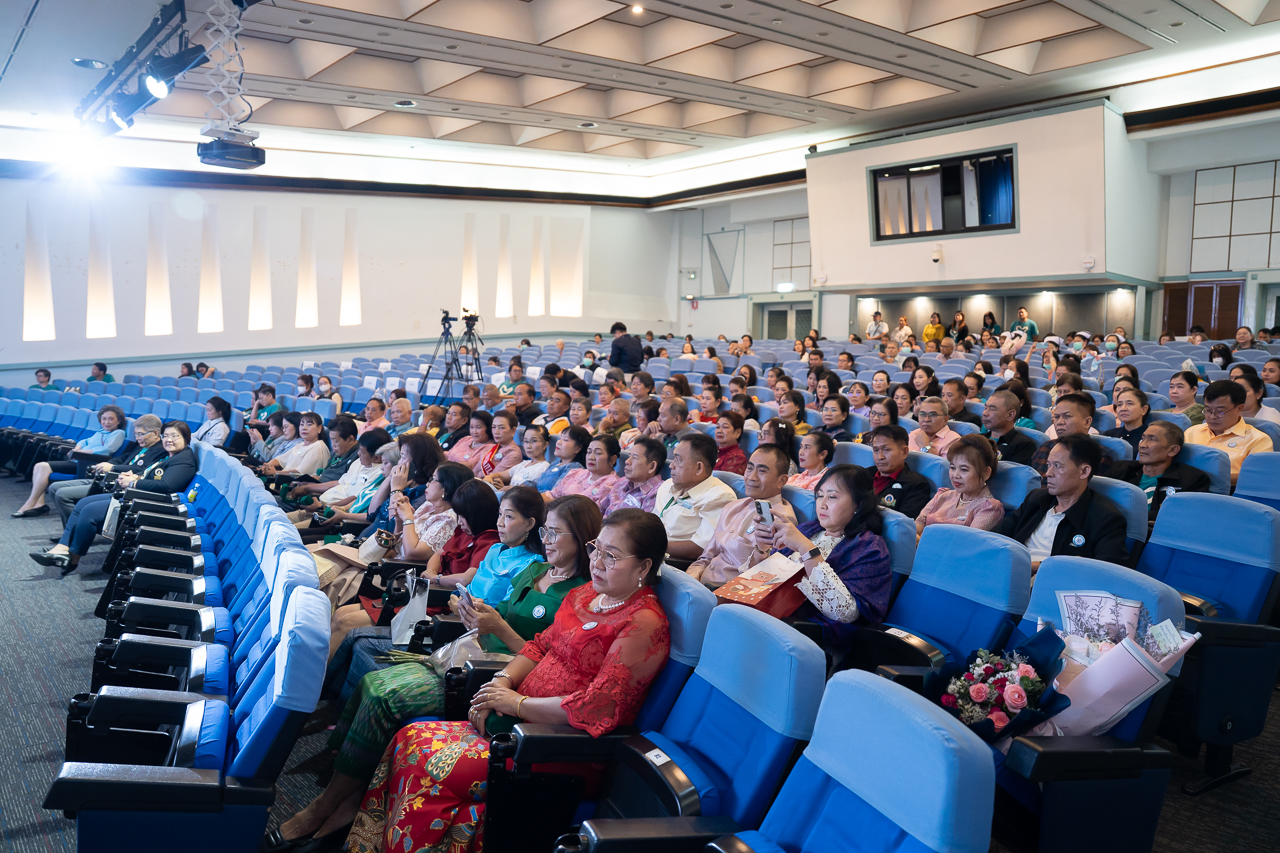 พิธีมอบของที่ระลึกแด่ผู้เกษียณอายุราชการและอายุงาน ประจำปี 2568