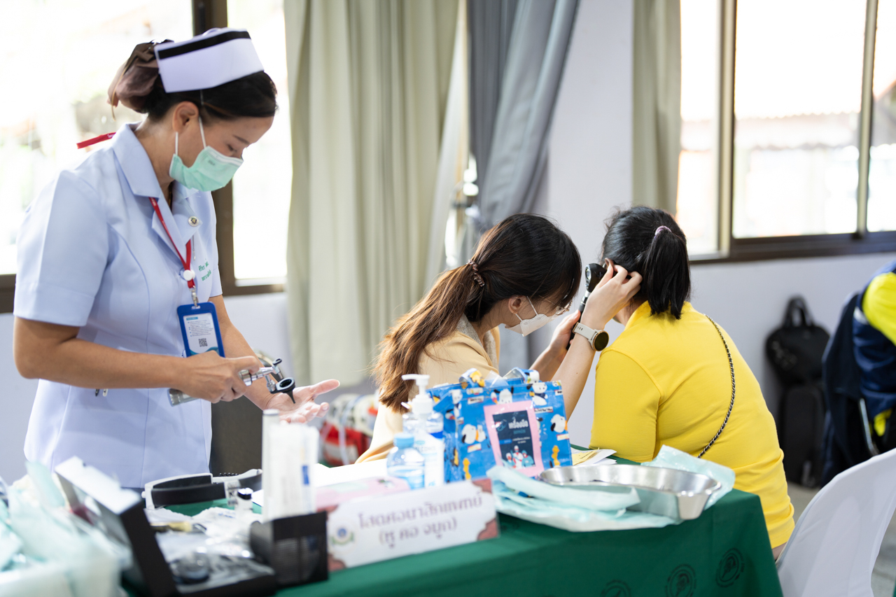 คณะแพทยศาสตร์โรงพยาบาลรามาธิบดี มหาวิทยาลัยมหิดล ร่วมกับสำนักงานองคมนตรี ออกหน่วยแพทย์เคลื่อนที่ ในโครงการ “สืบสานพระราชปณิธาน” ครั้งที่ 20 จ.กระบี่ คณะแพทยศาสตร์โรงพยาบาลรามาธิบดี มหาวิทยาลัยมหิดล ร่วมกับสำนักงานองคมนตรี ออกหน่วยแพทย์เคลื่อนที่ ในโครงการ “สืบสานพระราชปณิธาน” ครั้งที่ 20 จ.กระบี่