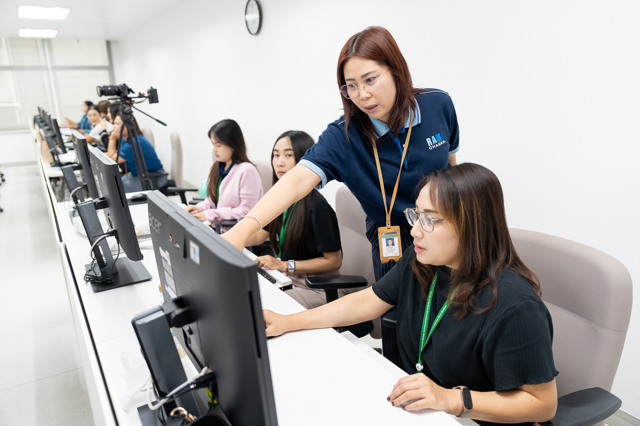 อบรม “การประยุกต์ใช้เครื่องมือ AI (MIDJOURNEY) และการบริหารจัดการวิกฤตจากช่องทางโซเชียลมีเดีย (Crisis management)” อบรม “การประยุกต์ใช้เครื่องมือ AI (MIDJOURNEY) และการบริหารจัดการวิกฤตจากช่องทางโซเชียลมีเดีย (Crisis management)”