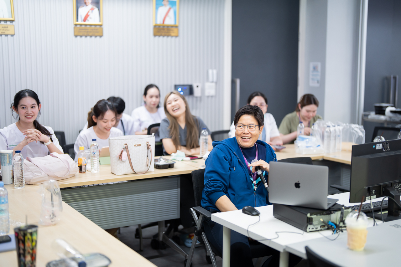 โครงการอบรมเชิงปฏิบัติการ เรื่อง “Ramathibodi Basic Laparoscopy Workshop” โครงการอบรมเชิงปฏิบัติการ เรื่อง “Ramathibodi Basic Laparoscopy Workshop”