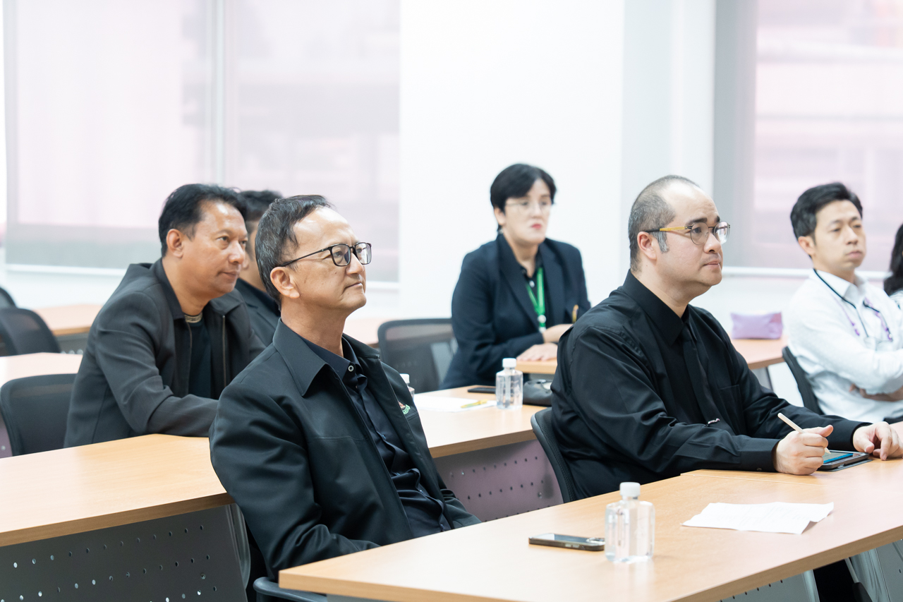 ต้อนรับโรงพยาบาลเทศบาลนครนครศรีธรรมราช กองการแพทย์ เทศบาลนครนครศรีธรรมราช ในโอกาสเข้าศึกษาดูงาน เรื่อง การพัฒนาแอปพลิเคชันของโรงพยาบาลเพื่อให้ผู้รับบริการจองคิวผ่านระบบออนไลน์ (Rama Application) ต้อนรับโรงพยาบาลเทศบาลนครนครศรีธรรมราช กองการแพทย์ เทศบาลนครนครศรีธรรมราช ในโอกาสเข้าศึกษาดูงาน เรื่อง การพัฒนาแอปพลิเคชันของโรงพยาบาลเพื่อให้ผู้รับบริการจองคิวผ่านระบบออนไลน์ (Rama Application)