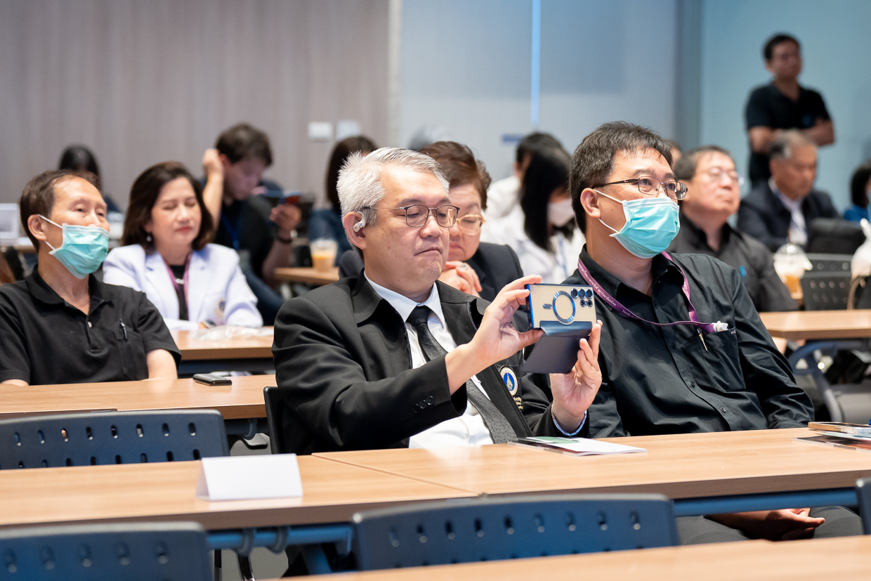 ปาฐกถา เปรม บุรี ครั้งที่ 22 และ 21th Ramathibodi Surgical Forum ปาฐกถา เปรม บุรี ครั้งที่ 22 และ 21th Ramathibodi Surgical Forum