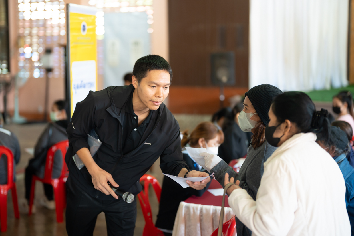 คณะแพทยศาสตร์โรงพยาบาลรามาธิบดี มหาวิทยาลัยมหิดล ร่วมกับสำนักงานองคมนตรี ออกหน่วยแพทย์เคลื่อนที่ ในโครงการ “สืบสานพระราชปณิธาน” ครั้งที่ 21 จ.ลำปาง