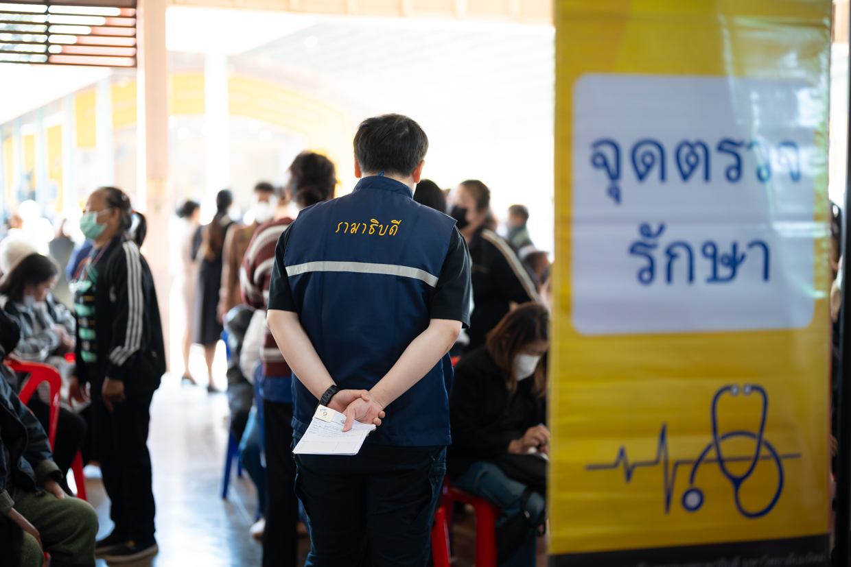 คณะแพทยศาสตร์โรงพยาบาลรามาธิบดี มหาวิทยาลัยมหิดล ร่วมกับสำนักงานองคมนตรี ออกหน่วยแพทย์เคลื่อนที่ ในโครงการ “สืบสานพระราชปณิธาน” ครั้งที่ 21 จ.ลำปาง