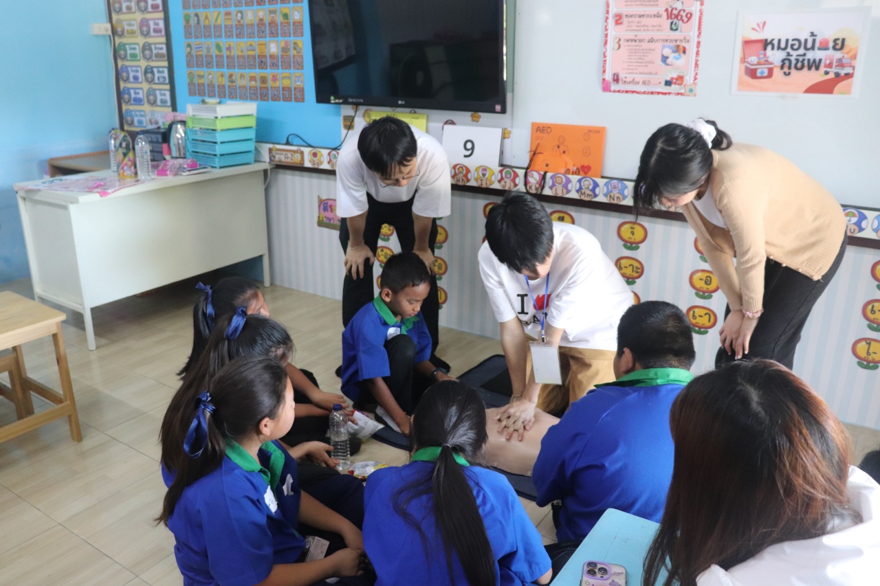 โครงการ “Medlunteers” โครงการ “Medlunteers”