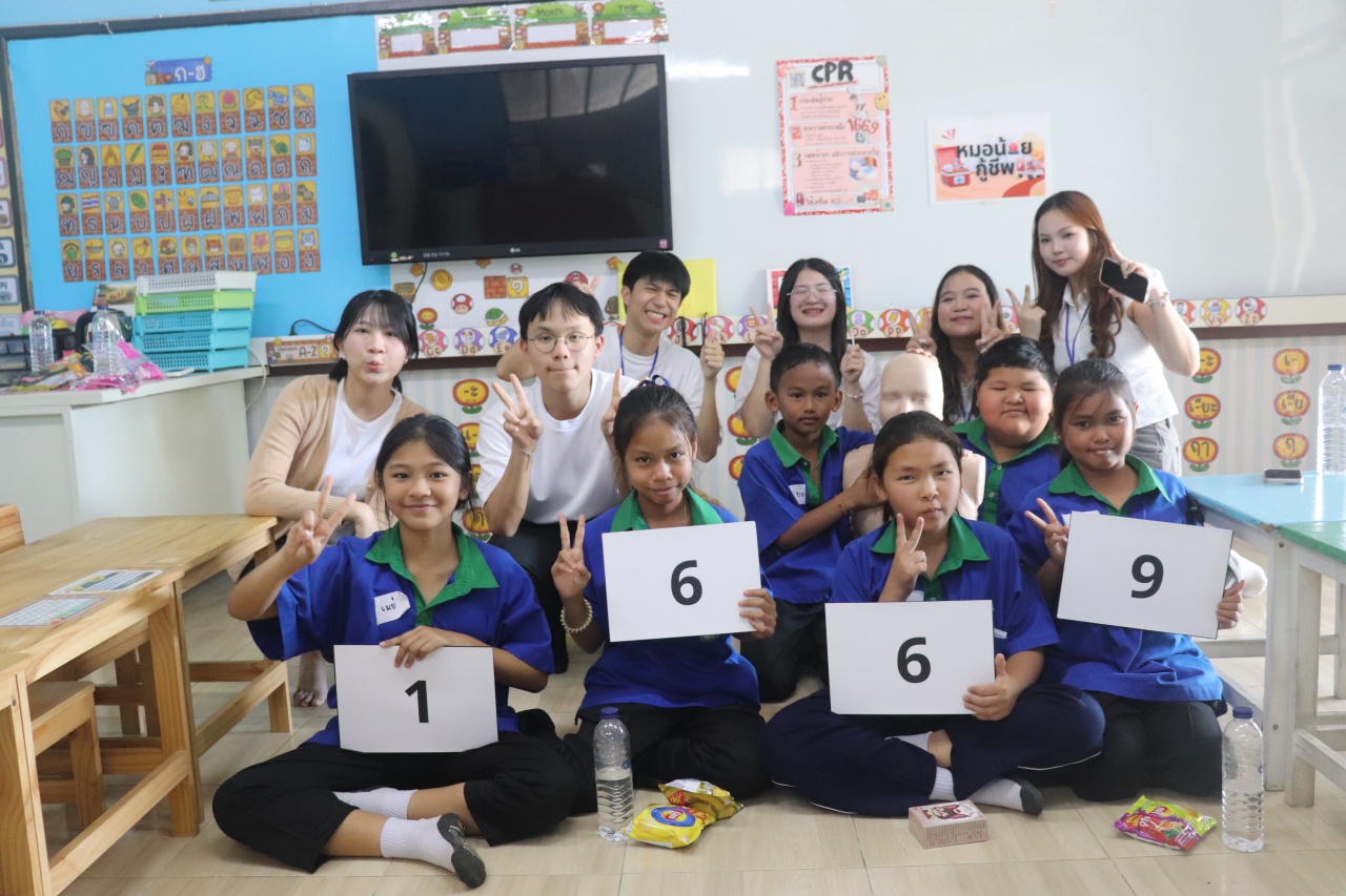 โครงการ “Medlunteers” โครงการ “Medlunteers”