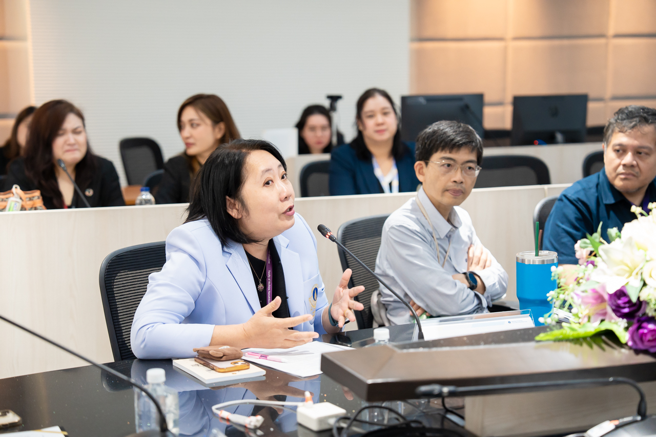 การต้อนรับคณะผู้แทนและผู้บริหารจาก Kunming Medical University และ Shanghai Jiao Tong University School of Medicine แห่งสาธารณรัฐประชาชนจีน