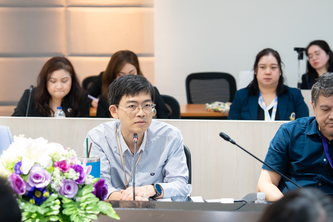 การต้อนรับคณะผู้แทนและผู้บริหารจาก Kunming Medical University และ Shanghai Jiao Tong University School of Medicine แห่งสาธารณรัฐประชาชนจีน