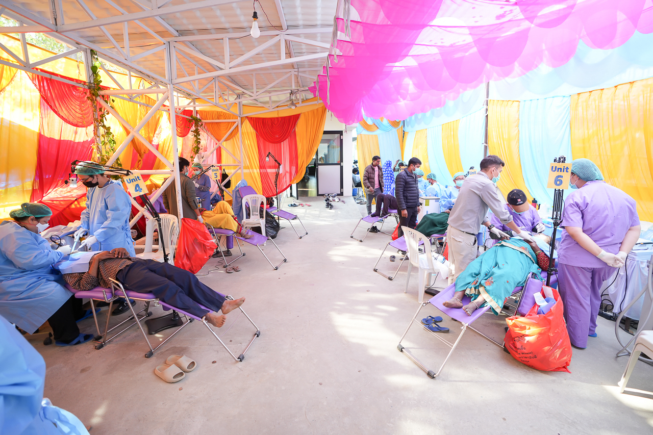 โครงการผ่าตัดตาการกุศล และโครงการออกหน่วยทันตกรรมการกุศล ประจำปี 2568 เพื่อถวายเป็นพระราชกุศลแด่พระบาทสมเด็จพระบรมชนกาธิเบศร มหาภูมิพลอดุลยเดชมหาราช บรมนาถบพิตร สมเด็จพระนางเจ้าสิริกิติ์ พระบรมราชินีนาถ พระบรมราชชนนีพันปีหลวง พระบาทสมเด็จพระวชิรเกล้าเจ้าอยู่หัว ณ สหพันธ์สาธารณรัฐประชาธิปไตยเนปาล โครงการผ่าตัดตาการกุศล และโครงการออกหน่วยทันตกรรมการกุศล ประจำปี 2568 เพื่อถวายเป็นพระราชกุศลแด่พระบาทสมเด็จพระบรมชนกาธิเบศร มหาภูมิพลอดุลยเดชมหาราช บรมนาถบพิตร สมเด็จพระนางเจ้าสิริกิติ์ พระบรมราชินีนาถ พระบรมราชชนนีพันปีหลวง พระบาทสมเด็จพระวชิรเกล้าเจ้าอยู่หัว ณ สหพันธ์สาธารณรัฐประชาธิปไตยเนปาล