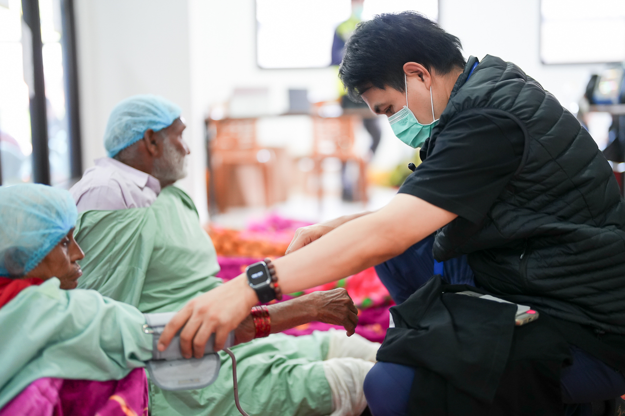 โครงการผ่าตัดตาการกุศล และโครงการออกหน่วยทันตกรรมการกุศล ประจำปี 2568 เพื่อถวายเป็นพระราชกุศลแด่พระบาทสมเด็จพระบรมชนกาธิเบศร มหาภูมิพลอดุลยเดชมหาราช บรมนาถบพิตร สมเด็จพระนางเจ้าสิริกิติ์ พระบรมราชินีนาถ พระบรมราชชนนีพันปีหลวง พระบาทสมเด็จพระวชิรเกล้าเจ้าอยู่หัว ณ สหพันธ์สาธารณรัฐประชาธิปไตยเนปาล โครงการผ่าตัดตาการกุศล และโครงการออกหน่วยทันตกรรมการกุศล ประจำปี 2568 เพื่อถวายเป็นพระราชกุศลแด่พระบาทสมเด็จพระบรมชนกาธิเบศร มหาภูมิพลอดุลยเดชมหาราช บรมนาถบพิตร สมเด็จพระนางเจ้าสิริกิติ์ พระบรมราชินีนาถ พระบรมราชชนนีพันปีหลวง พระบาทสมเด็จพระวชิรเกล้าเจ้าอยู่หัว ณ สหพันธ์สาธารณรัฐประชาธิปไตยเนปาล