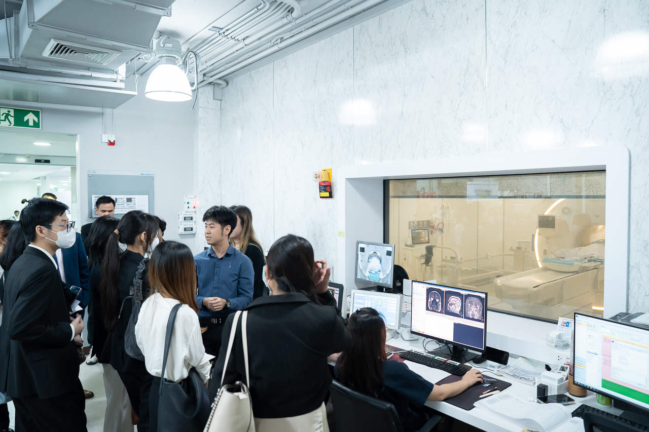 รามาธิบดีต้อนรับผู้แทนจาก UNRCPD และคณะเยาวชนอาเซียน เยี่ยมชมศูนย์ Ramathibodi – IAEA Rays of Hope Anchor Centre และศึกษาดูงานด้านเวชศาสตร์นิวเคลียร์