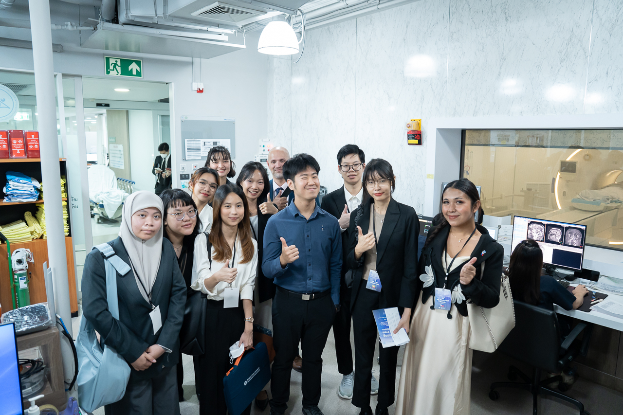 รามาธิบดีต้อนรับผู้แทนจาก UNRCPD และคณะเยาวชนอาเซียน เยี่ยมชมศูนย์ Ramathibodi – IAEA Rays of Hope Anchor Centre และศึกษาดูงานด้านเวชศาสตร์นิวเคลียร์