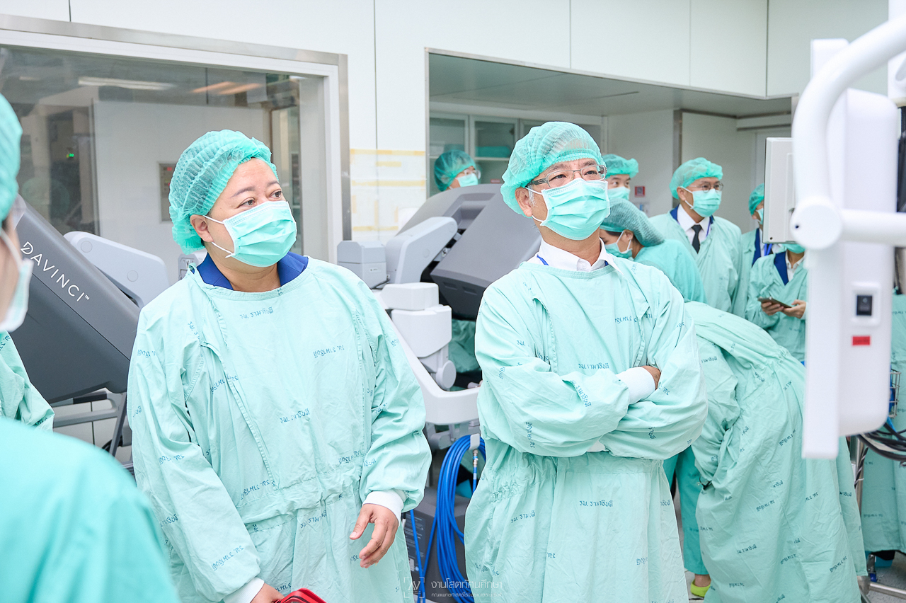 ต้อนรับคณะผู้ศึกษาดูงานจากหลักสูตรประกาศนียบัตรธรรมาภิบาลทางการแพทย์สำหรับผู้บริหารระดับสูง (ปธพ.) รุ่นที่ 12