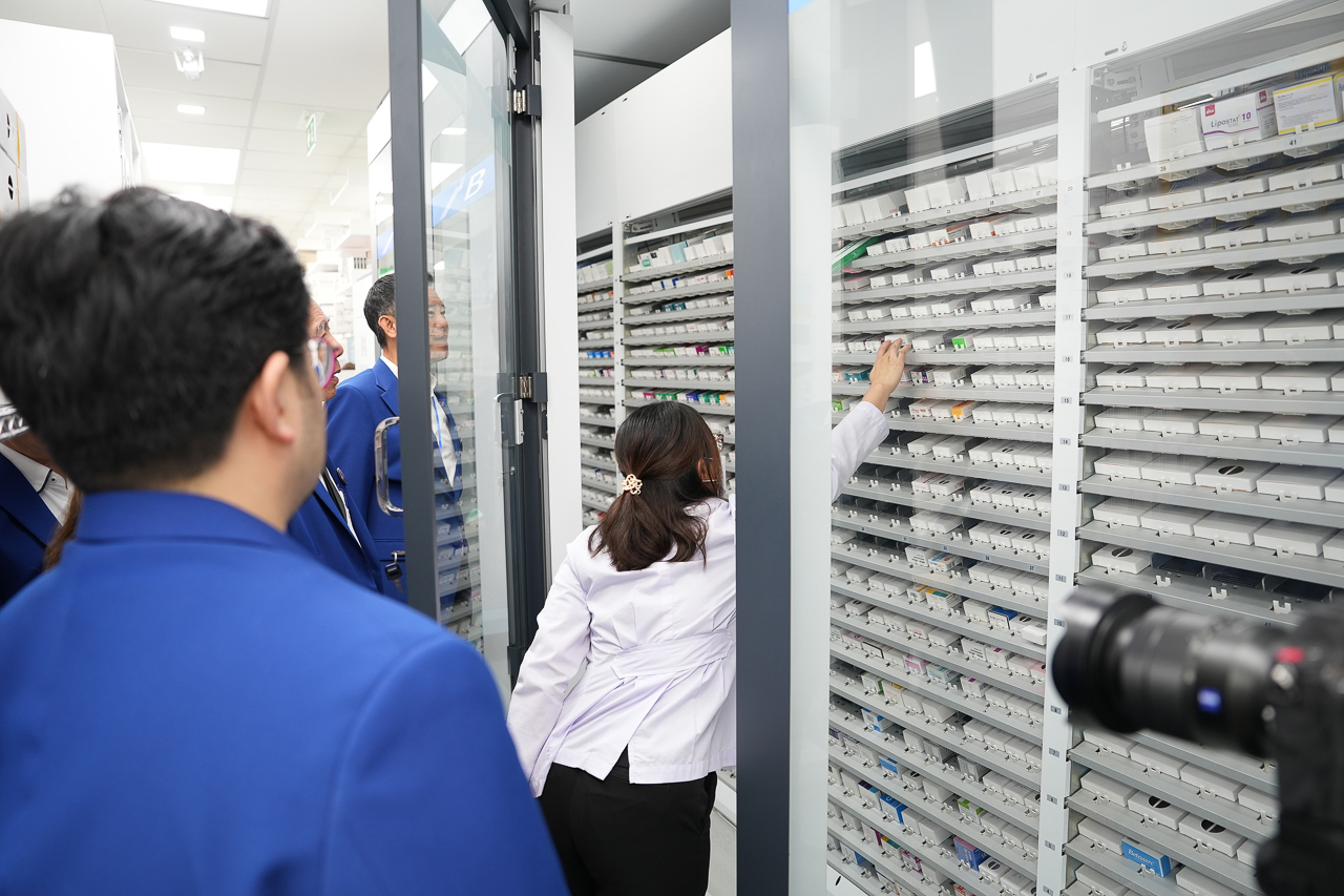 ต้อนรับคณะผู้ศึกษาดูงานจากหลักสูตรประกาศนียบัตรธรรมาภิบาลทางการแพทย์สำหรับผู้บริหารระดับสูง (ปธพ.) รุ่นที่ 12