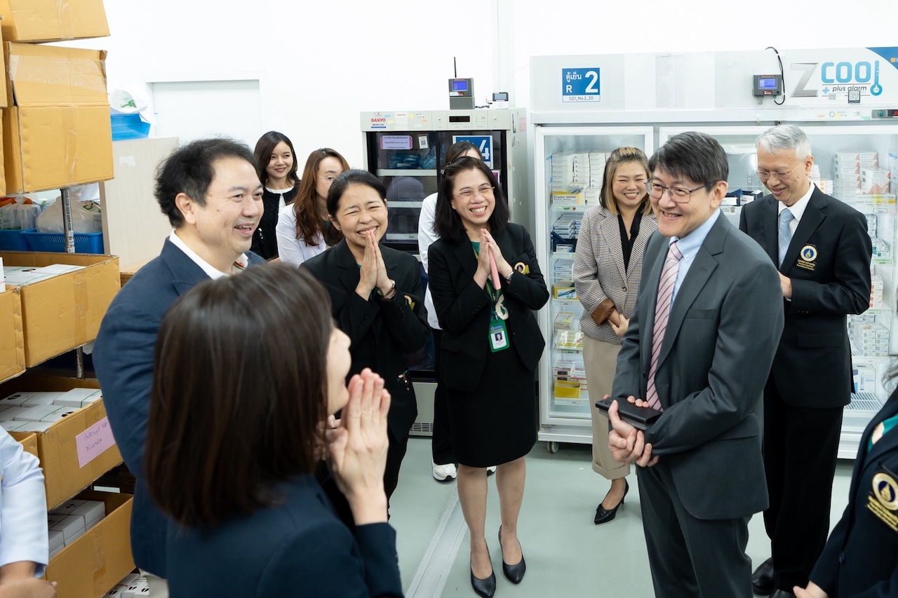 พิธีเปิดห้องจัดยาผู้ป่วยนอกระบบอัตโนมัติ Automated Dispensing Pharmacy System พิธีเปิดห้องจัดยาผู้ป่วยนอกระบบอัตโนมัติ Automated Dispensing Pharmacy System