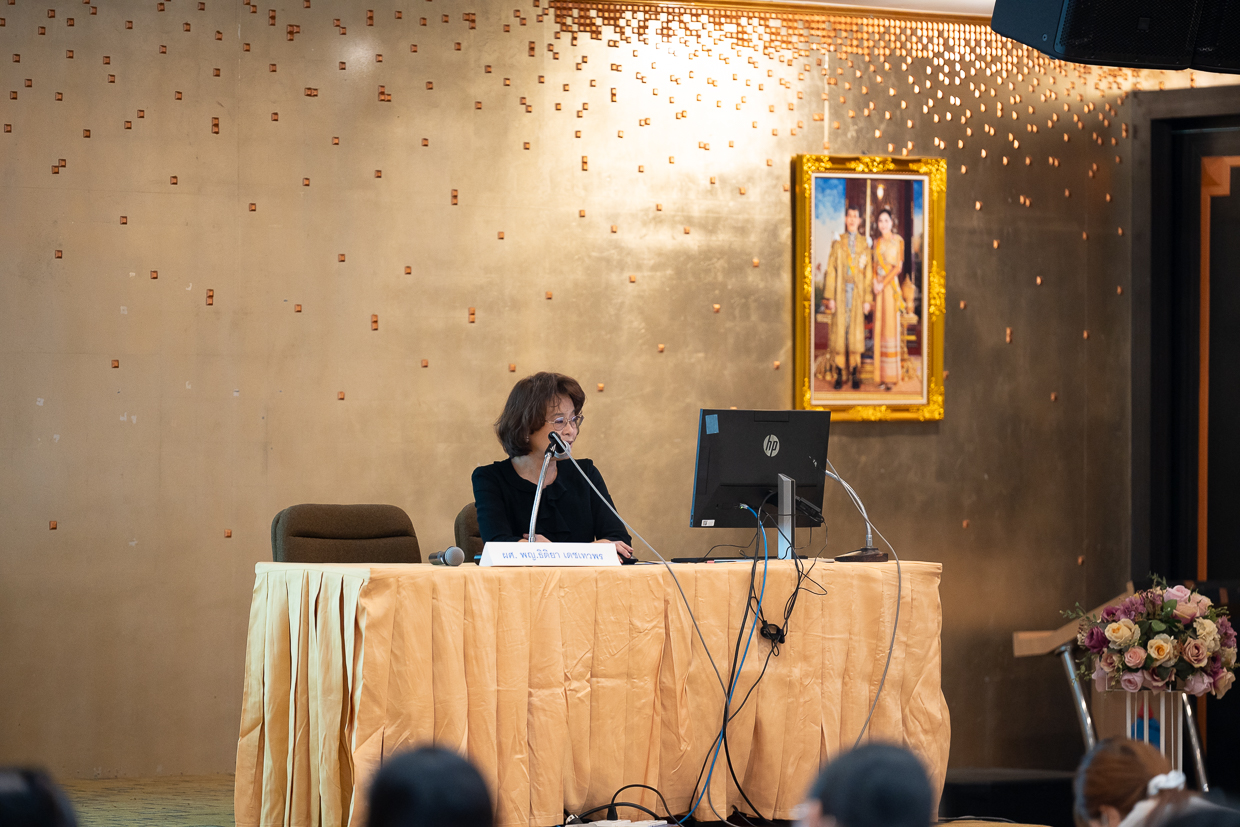 อบรมเชิงปฏิบัติการ เรื่อง การพยาบาลผู้ป่วยมะเร็งที่ได้รับยาเคมีบำบัด (หลักสูตร 1 เดือน)