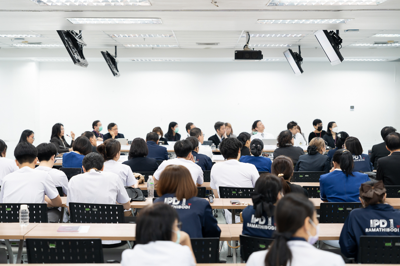 ต้อนรับคณะผู้เยี่ยมสำรวจจากสถาบันรับรองคุณภาพสถานพยาบาล (องค์การมหาชน) (สรพ.) ในโอกาสเข้าเยี่ยมสำรวจการรับรองเฉพาะโรค Program and Disease Specific Certification: PDSC การดูแลรักษาผู้ป่วยโรคเนื้องอกต่อมใต้สมอง