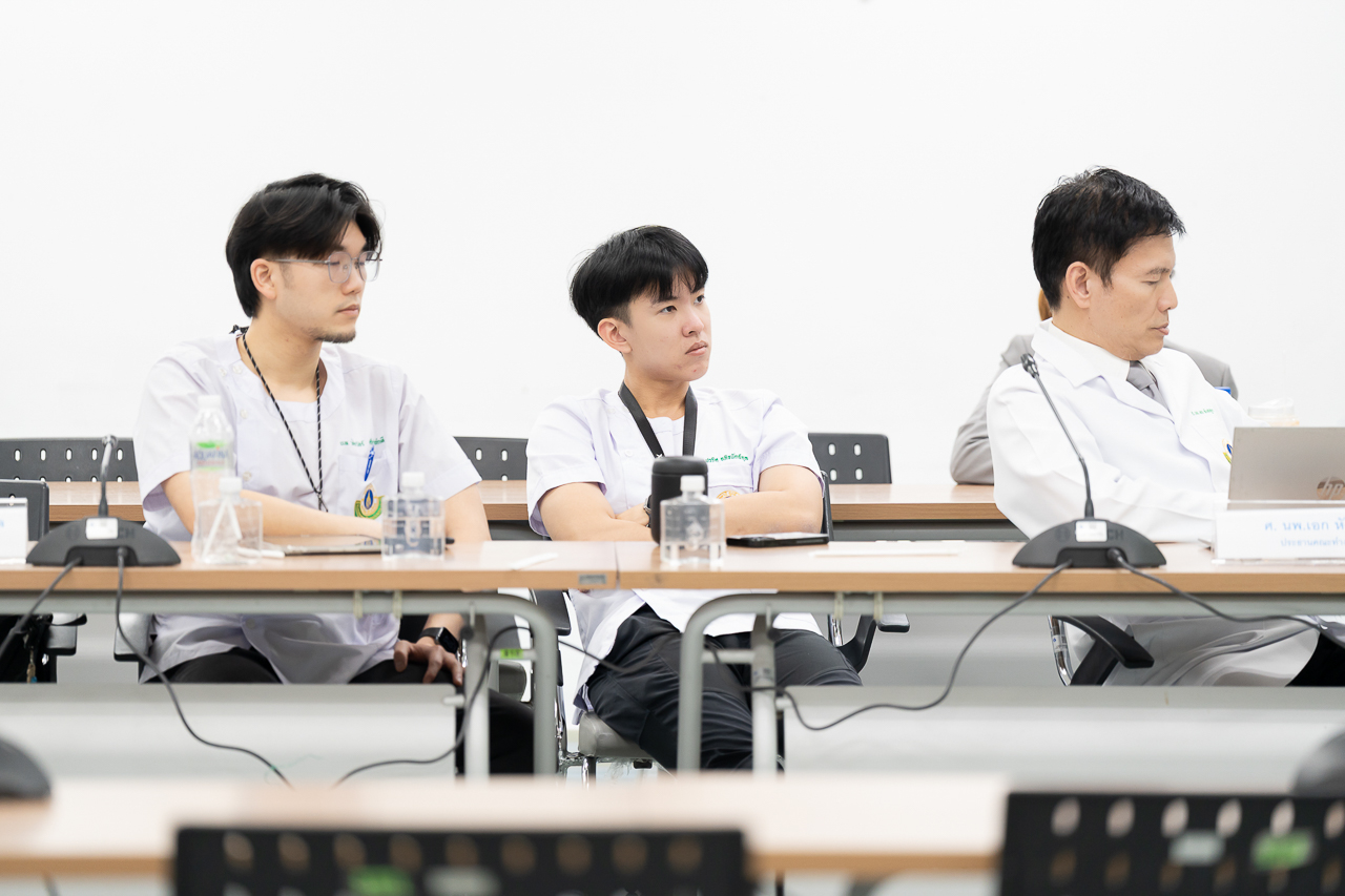 ต้อนรับคณะผู้เยี่ยมสำรวจจากสถาบันรับรองคุณภาพสถานพยาบาล (องค์การมหาชน) (สรพ.) ในโอกาสเข้าเยี่ยมสำรวจการรับรองเฉพาะโรค Program and Disease Specific Certification: PDSC การดูแลรักษาผู้ป่วยโรคเนื้องอกต่อมใต้สมอง