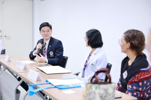 โรงเรียนพยาบาลรามาธิบดี คณะแพทยศาสตร์โรงพยาบาลรามาธิบดี มหาวิทยาลัยมหิดล ให้การต้อนรับ Dr. Heike Roth และนักศึกษาหลักสูตรการผดุงครรภ์จาก University of Technology Sydney เครือรัฐออสเตรเลีย