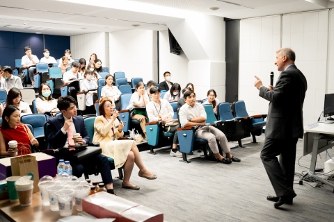 การบรรยายพิเศษ หัวข้อ All you need to know about TRUFFLE study in Fetal Growth Restriction