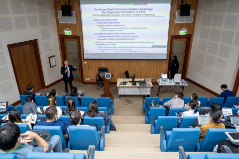 บรรยายพิเศษ เรื่อง “AUDIOLOGY TALK” โดย Professor James W. Hall III, Ph.D