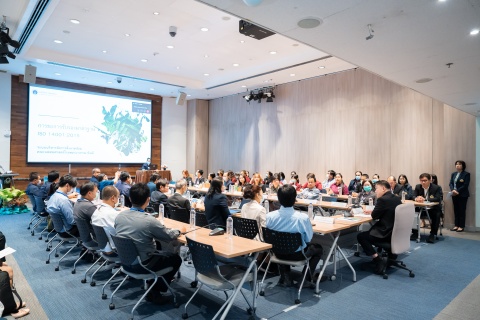 คณะแพทยศาสตร์โรงพยาบาลรามาธิบดี มหาวิทยาลัยมหิดล ให้การต้อนรับคณะตรวจประเมินภายนอก เพื่อขอการรับรองระบบบริหารสิ่งแวดล้อม มาตรฐาน ISO14001:2015 ขั้นที่ 2 (External audit stage II)