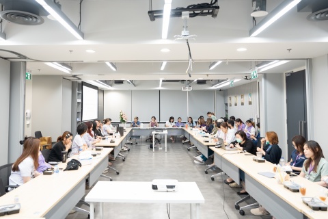 งานปัจฉิมนิเทศแพทย์ประจำบ้านและแพทย์ประจำบ้านอนุสาขาฯ ที่สำเร็จการฝึกอบรม ประจำปี 2567 ภาควิชาสูติศาสตร์-นรีเวชวิทยา
