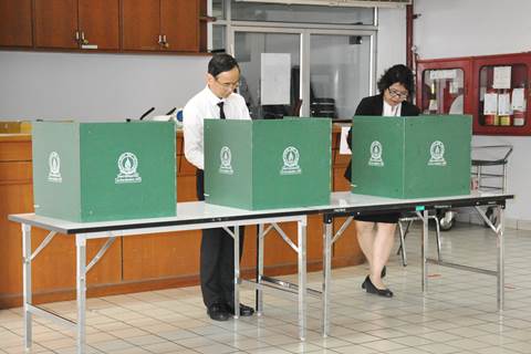 เลือกตั้งประธานสภาอาจารย์รามาธิบดี  