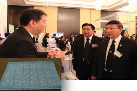 นำเสนอผลงานสิ่งประดิษฐ์และนวัตกรรม ในงาน “ตลาดนัดเปิดโลกผลงานวิจัยและนวัตกรรม มหาวิทยาลัยพบผู้ใช้"