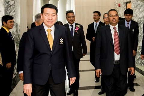 สหพันธ์สาธารณรัฐประชาธิปไตยเนปาลเข้าเยี่ยมชม