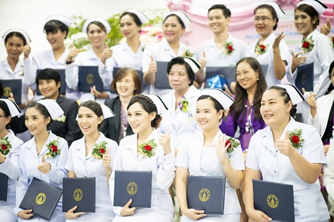 พิธีมอบประกาศนียบัตรการพยาบาลเฉพาะทางสาขาการพยาบาลควบคุมการติดเชื้อ และ สาขาการพยาบาลผู้ป่วยวิกฤต