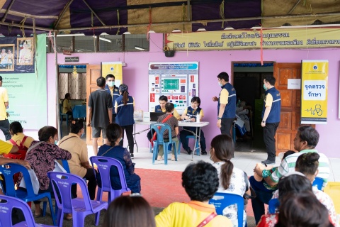 คณะแพทยศาสตร์โรงพยาบาลรามาธิบดี มหาวิทยาลัยมหิดล ร่วมกับ สำนักงานองคมนตรี ออกหน่วยแพทย์เคลื่อนที่ ในโครงการ “สืบสานพระราชปณิธาน” ณ จังหวัดลพบุรี
