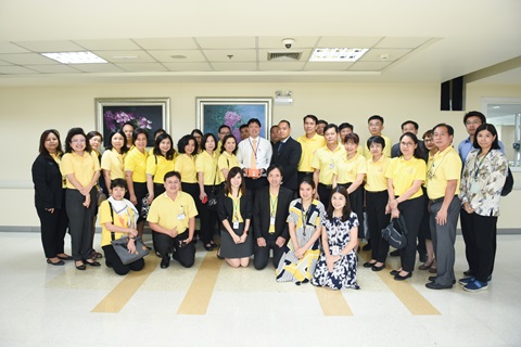 ศึกษาดูงานแนวทางการนำเทคโนโลยีสารสนเทศมาพัฒนาการให้บริการ