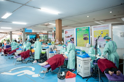 “โครงการออกหน่วยพระราชทาน” สํานักงานทรัพย์สินพระมหากษัตริย์ ร่วมกับ คณะแพทยศาสตร์โรงพยาบาลรามาธิบดี มหาวิทยาลัยมหิดล และหน่วยงานภาคี ณ โรงพยาบาลพระพุทธบาท จ.สระบุรี