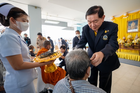 โครงการ “ราษฎรสุขใจ พลานามัยสมบูรณ์ แพทย์พระราชทาน” โดยสํานักงานทรัพย์สินพระมหากษัตริย์ ร่วมกับ คณะแพทยศาสตร์โรงพยาบาลรามาธิบดี มหาวิทยาลัยมหิดล และหน่วยงานภาคี ณ โรงพยาบาลพุทธโสธร จังหวัดฉะเชิงเทรา