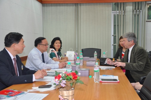 ยินดีต้อนรับ Prof.Miloslar Kuba ในการหารือความร่วมมือ (MOU) กับโรงพยาบาลรามาธิบดี 