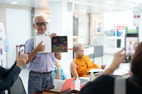 กิจกรรม “ศิลปะดูแลใจ เพื่อผู้ป่วยมะเร็ง”