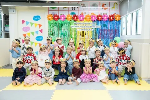 กิจกรรมมอบใบประกาศนียบัตร ศูนย์พัฒนาเด็กปฐมวัยรามาธิบดี คณะแพทยศาสตร์โรงพยาบาลรามาธิบดี มหาวิทยาลัยมหิดล (มกราคม 2569 - พฤษภาคม 2569)