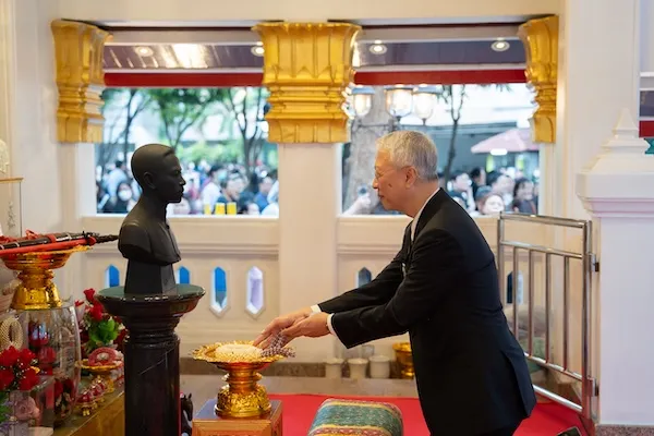 พิธีทำบุญตักบาตรเนื่องในวาระดิถีขึ้นปีใหม่ 2569