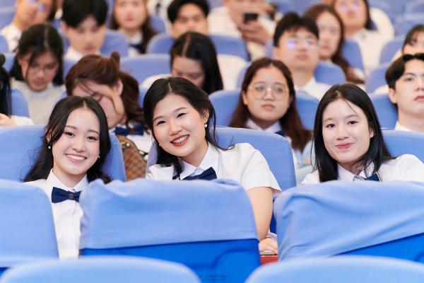 ปฐมนิเทศศิษย์แพทย์รามาธิบดี รุ่น 58 สู่ชั้นคลินิก